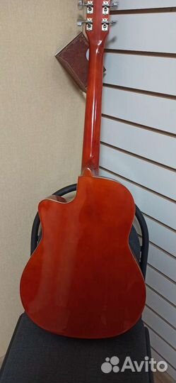 Акустическая гитара,санбест,с вырезом