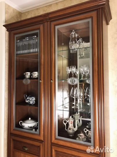 Буфеты и серванты