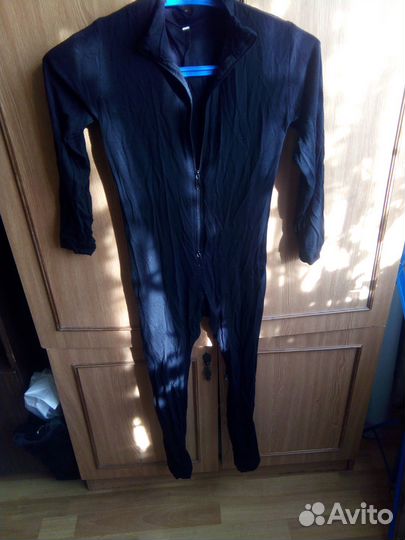 Хоккейная форма. Нагрудник,шорты,шлем