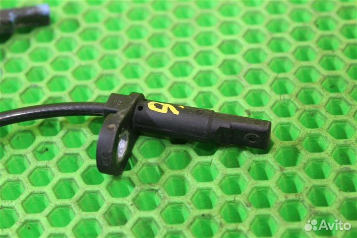 Датчик abs задний левый Nissan Murano PNZ51 VQ35DE