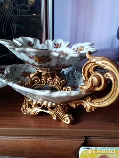 Вазы для фруктов, конфет и цветов