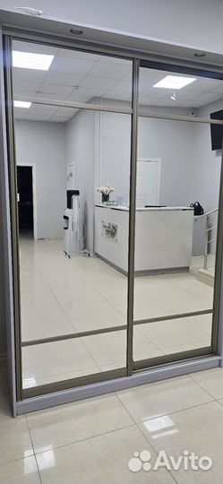 Шкаф купе с зеркалом в прихожую бу