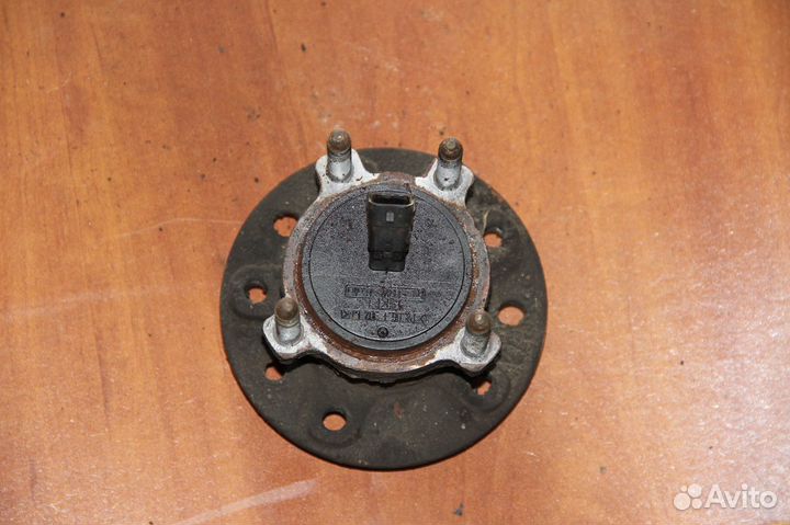 Ступица задняя Опель Вектра С