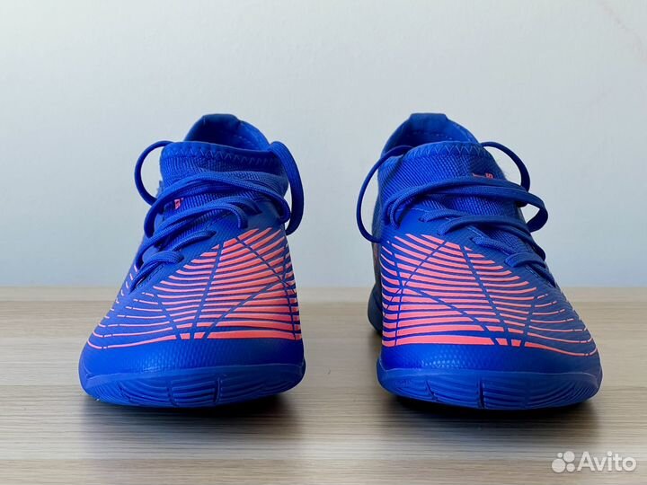 Детские футбольные бутсы для зала Adidas Predator