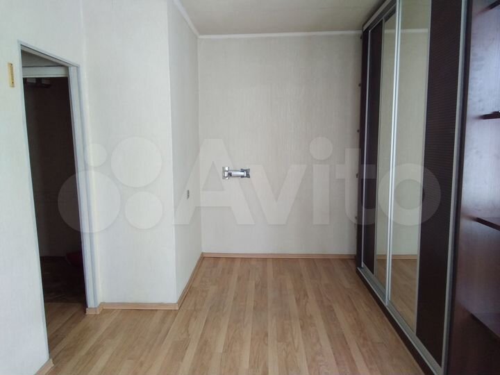 1-к. квартира, 30 м², 5/5 эт.