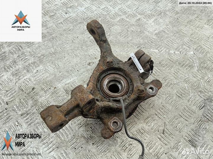 Ступица передняя левая Opel Zafira 2 (B) 2005