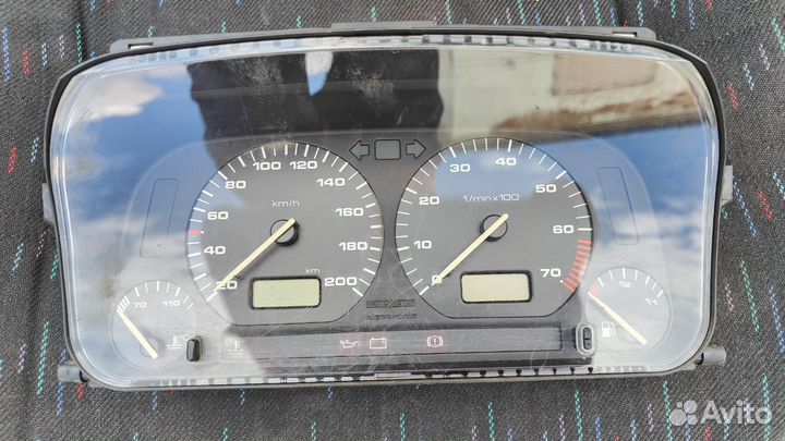 Панель приборов VW Golf III Гольф 3 Венто бензин