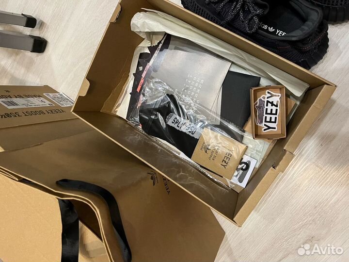 Кроссовки yeezy boost 350 v2