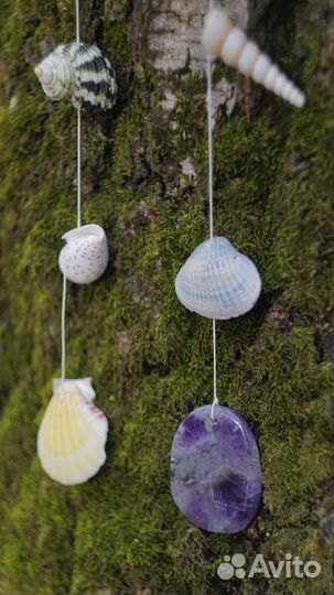 Подвеска с аметистом и раковинами