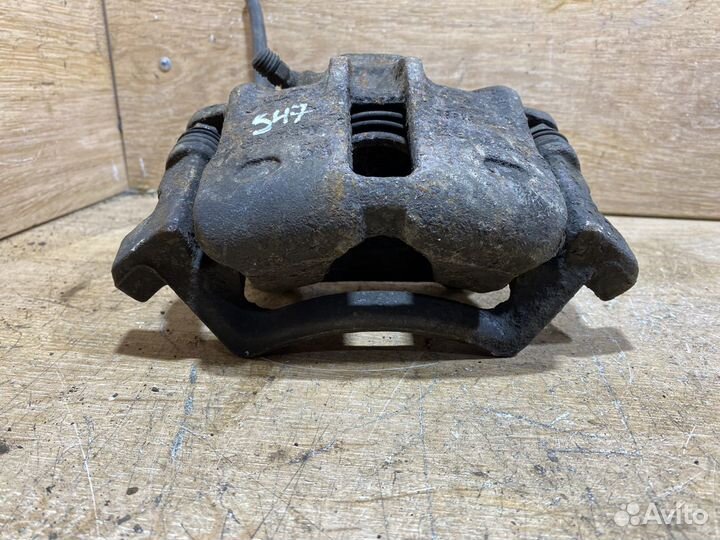 Суппорт передний левый lucas VW Passat B5 S47