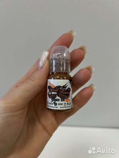 Новый пигмент для бровей sahara World Famous