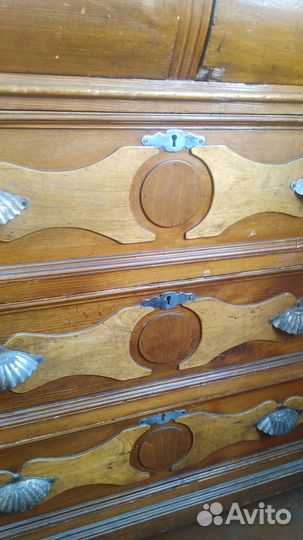 Антикварная мебель комод