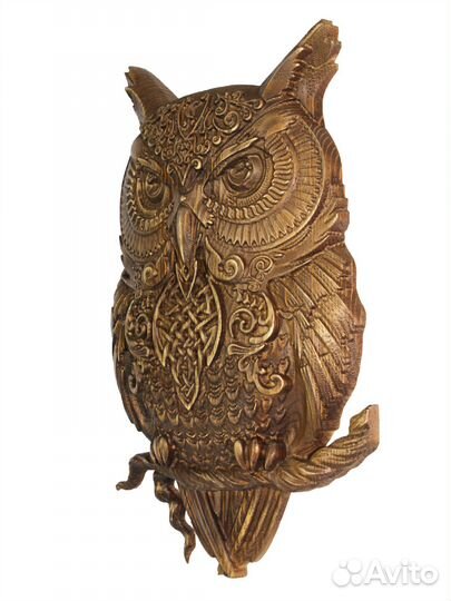 Резное панно из дерева 