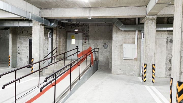 Машиноместо, 15 м²