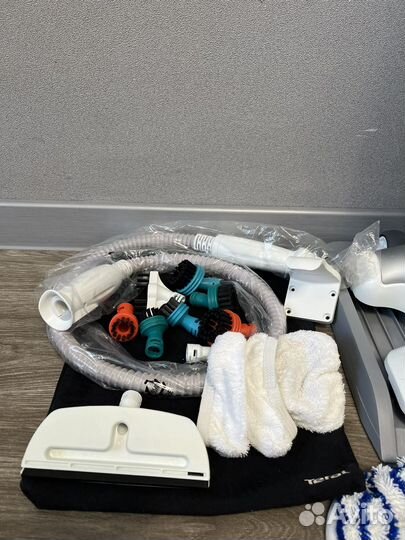 Паровой пылесос Tefal Clean&Steam