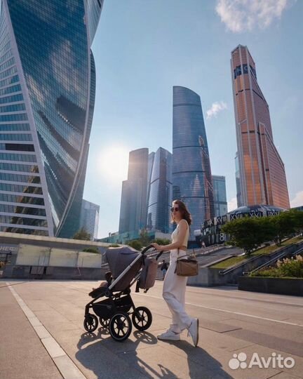 Коляска универсальная 2 в 1