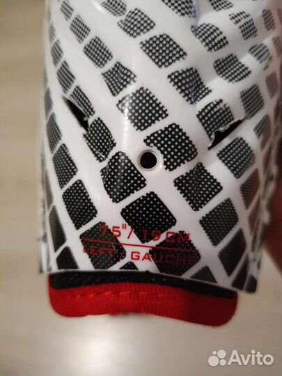 Хоккейные наколенники детские