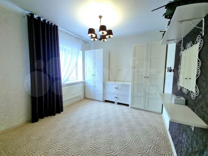 2-к. квартира, 63 м², 2/3 эт.