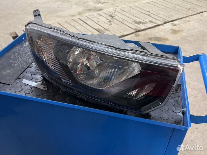 Фара правая LADA granta fl