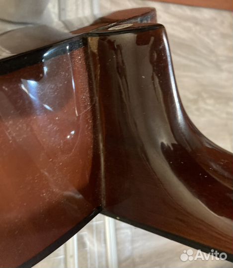 Акустическая гитара