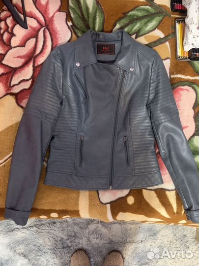 Куртка кожанка женская