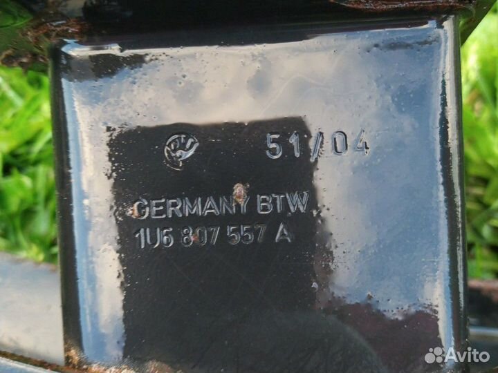 Усилитель бампера для Skoda Octavia Tour, оригинал