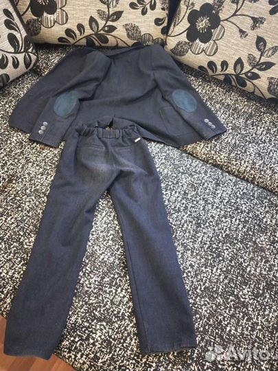 Костюм школьный