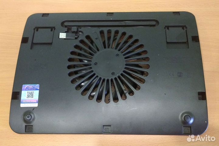 Подставка с охлаждением для ноутбука