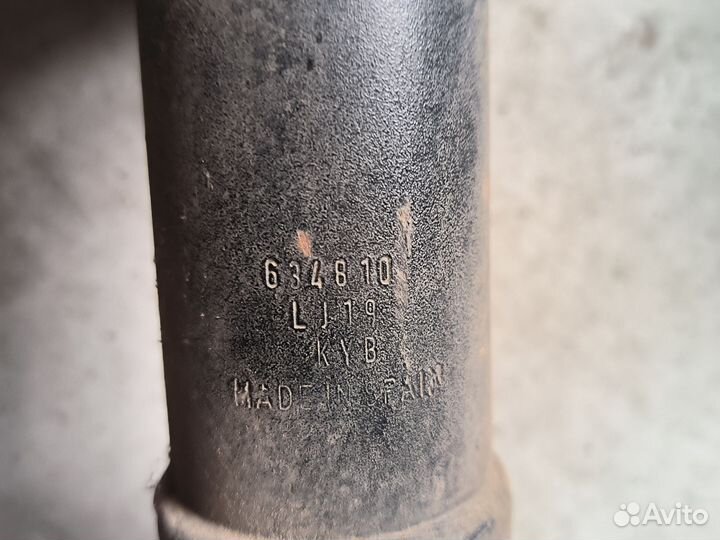 Стойки передние в сборе на passat b3/b4