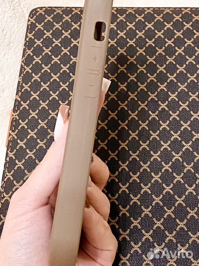 Чехол на iPhone 14 pro