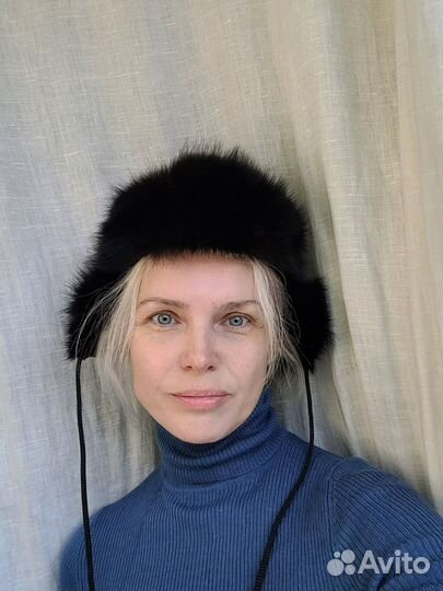 Женские меховые шапки