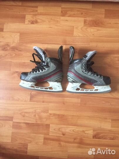 Коньки хоккейные bauer vapor X5.0 размер 38,5eur