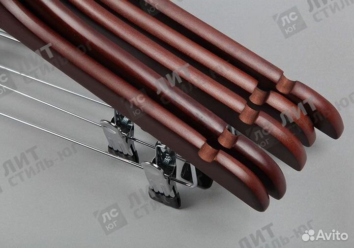 Плечики деревянные с зажимами