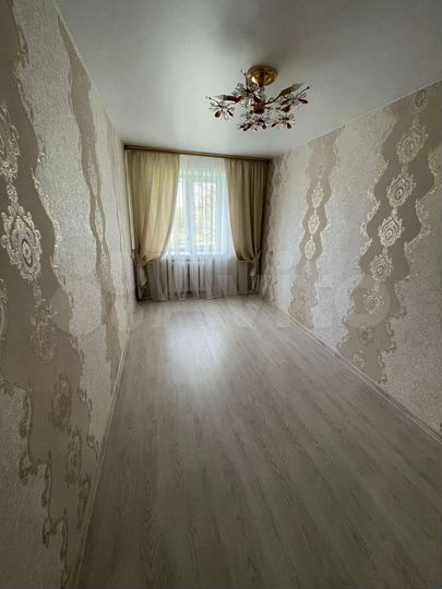 2-к. квартира, 42 м², 2/2 эт.