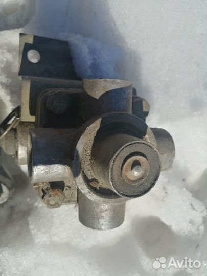 Воздушные краны для автомобиля Камаз