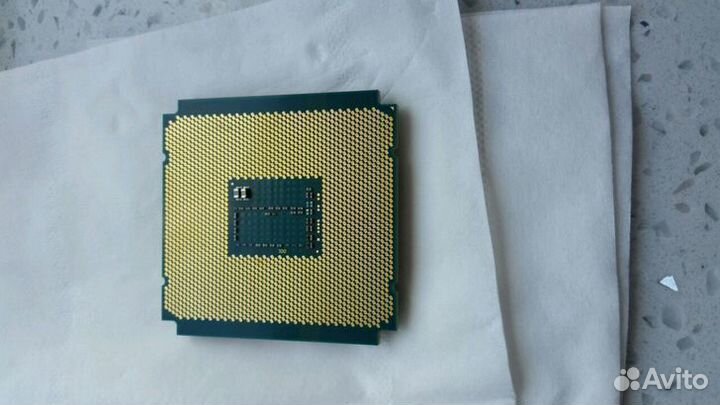 Intel xeon e5-2698v3 16 core 2.3- 3.6GHz