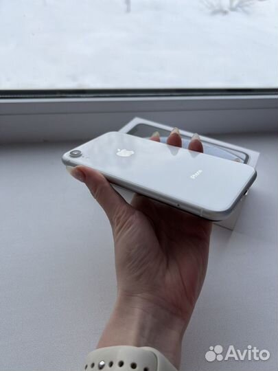 iPhone Xr, 128 ГБ
