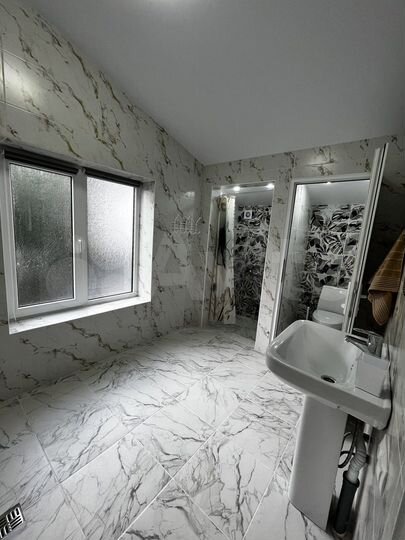 2-к. квартира, 60 м², 2/2 эт.