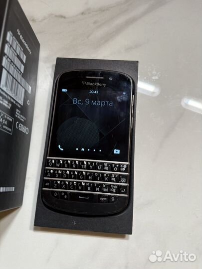 BlackBerry Q10, 2/16 ГБ