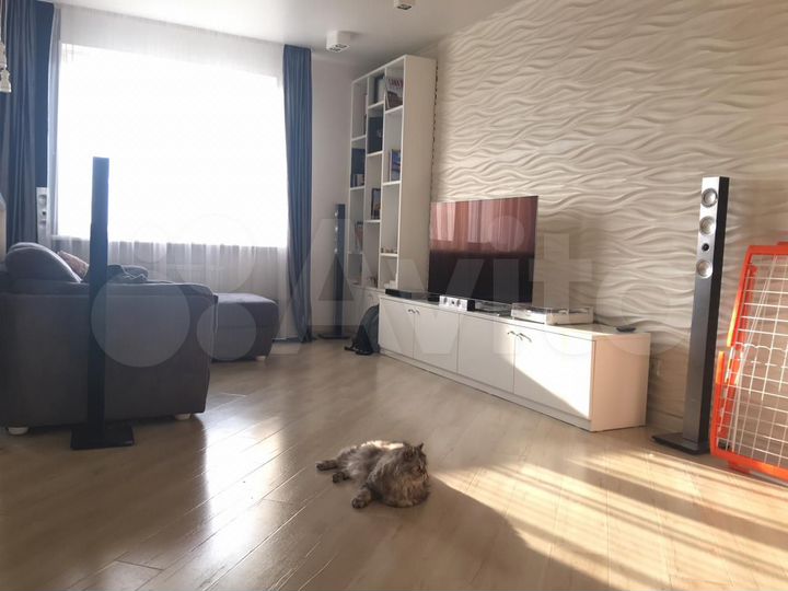 2-к. квартира, 64 м², 17/19 эт.