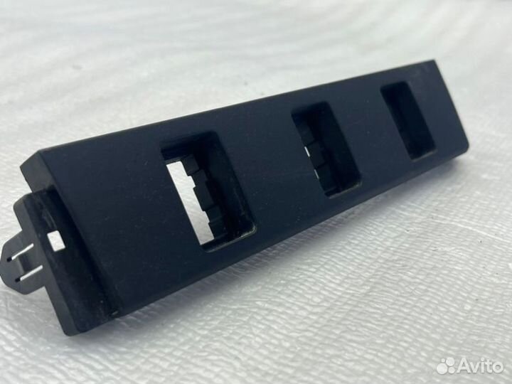 Планка кнопок Toyota Camry V50/V55 2011-2018