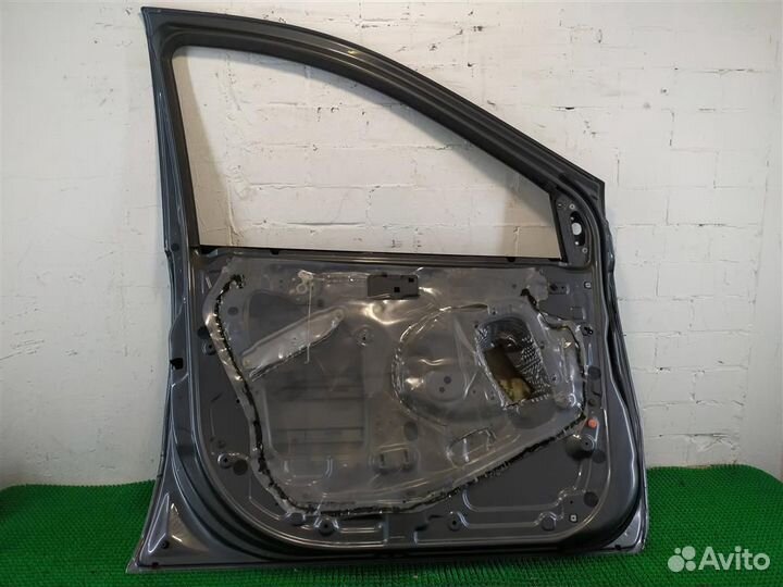Дверь передняя левая Nissan Almera Tino 2005
