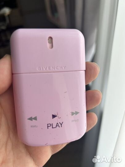Givenchy play for her