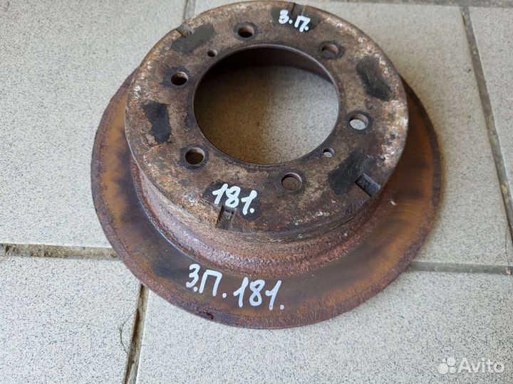 Тормозной диск задний Mitsubishi Montero Sport 1