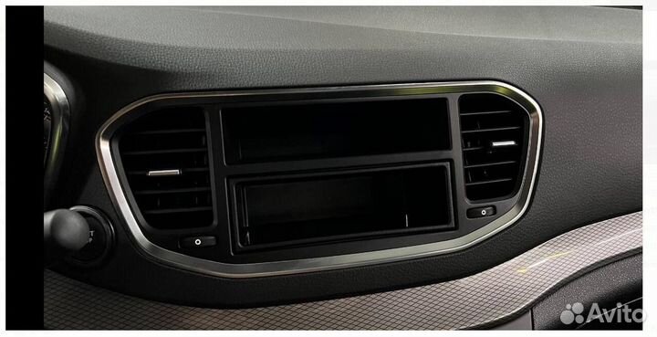 Рамка для магнитолы 9