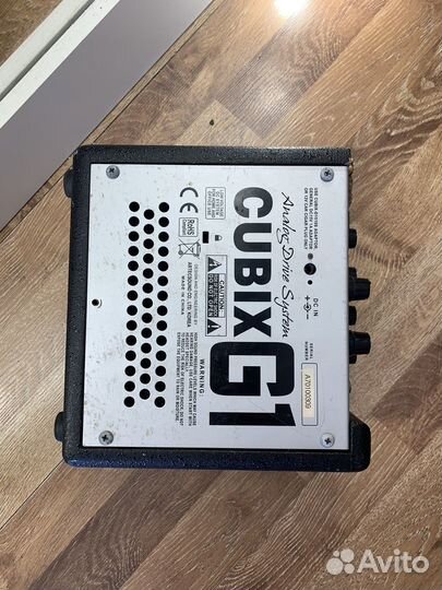 Комбоусилитель