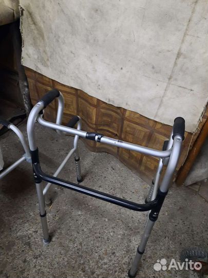 Ходунки для инвалидов бу