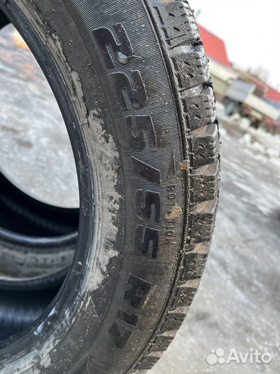 Pirelli Formula Ice 225/55 R17 101T