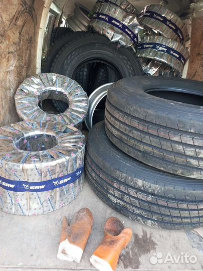 Sonix 385 65 r22. 5 рулевые батоны