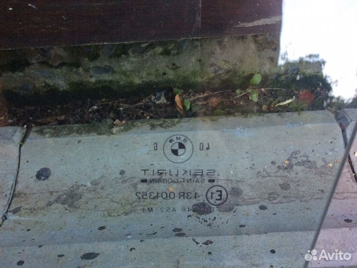 Стекло правой передней двери на BMW E-36